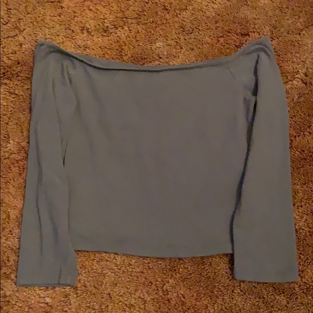 Cropped quarter sleeve off the shoulder shirt